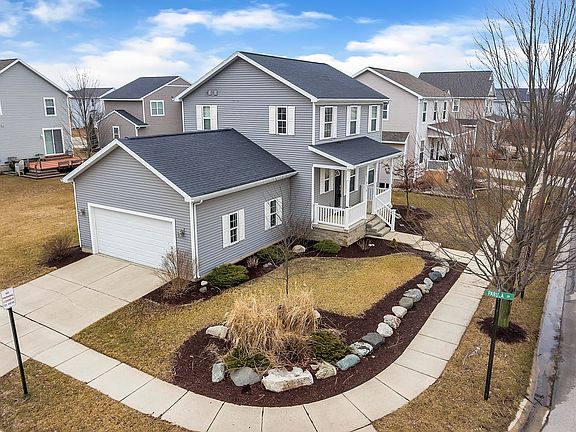 4th image of 674 Gannett Way