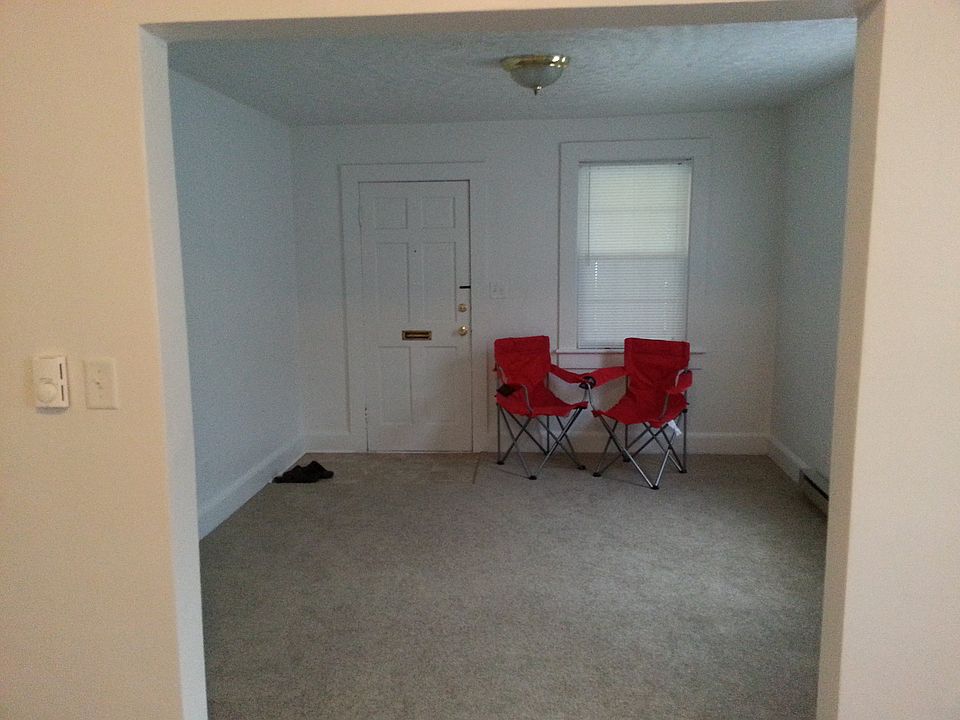 1st image of 933 Vermont Ave