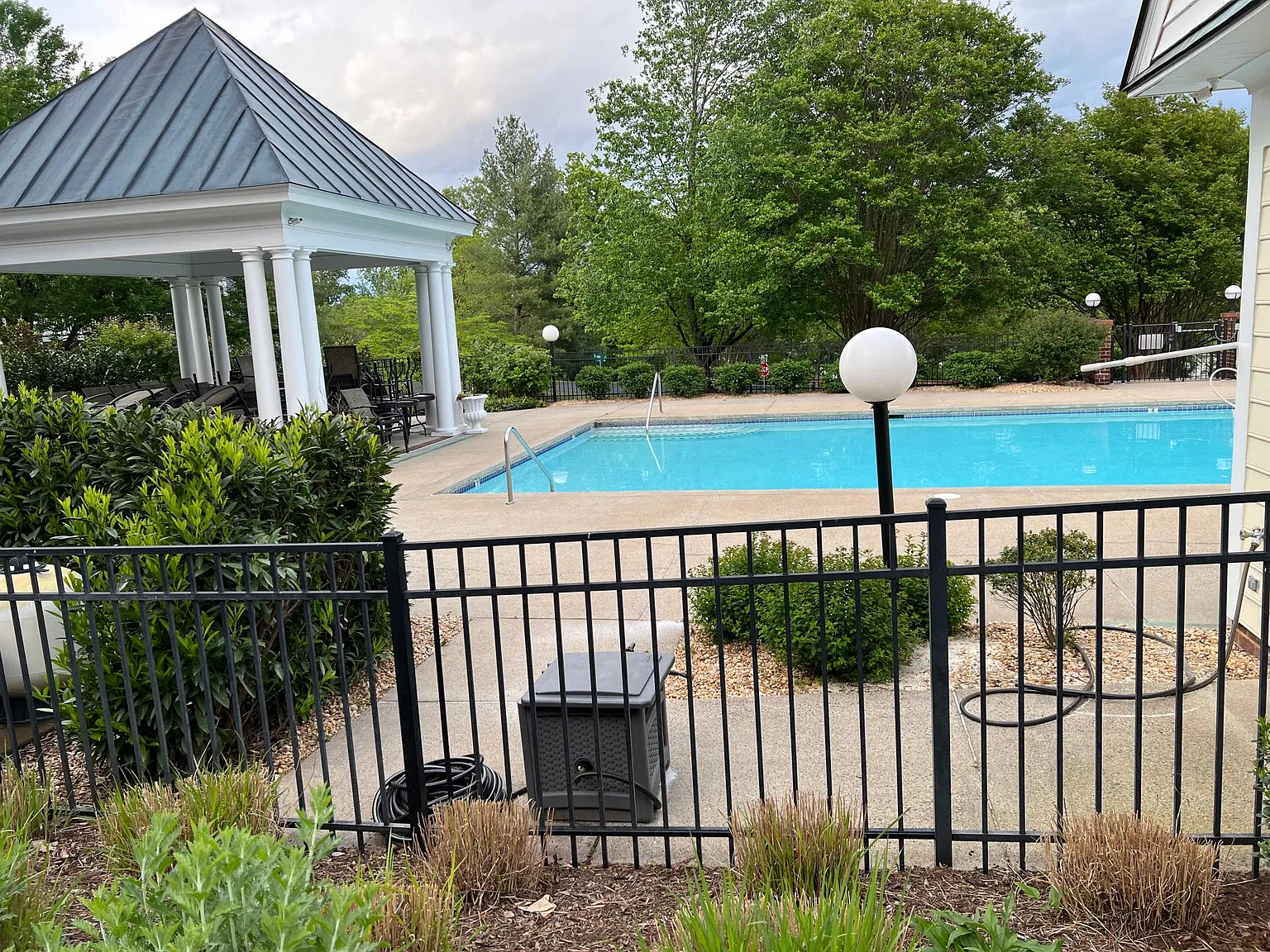 448 Heritage Court — Photo 3