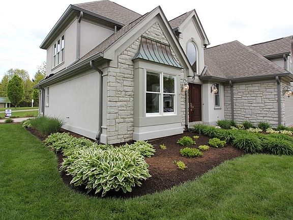 4th image of 186 Barrington Village Dr
