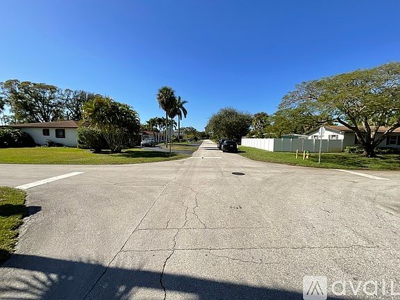 5th image of 2308 NW 3rd Ave APT 4