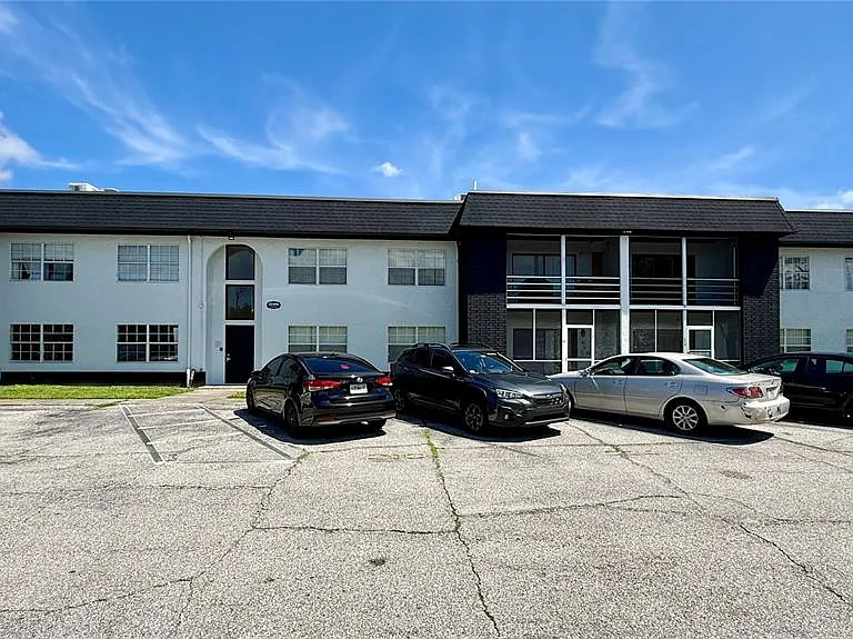 22302 Vick St #212 — Photo 1