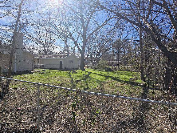 Fenced in rear yard