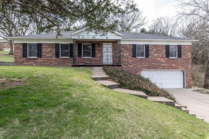 1st image of 816 Maywood Dr