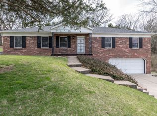 816 Maywood Dr, Jefferson City, MO 65109