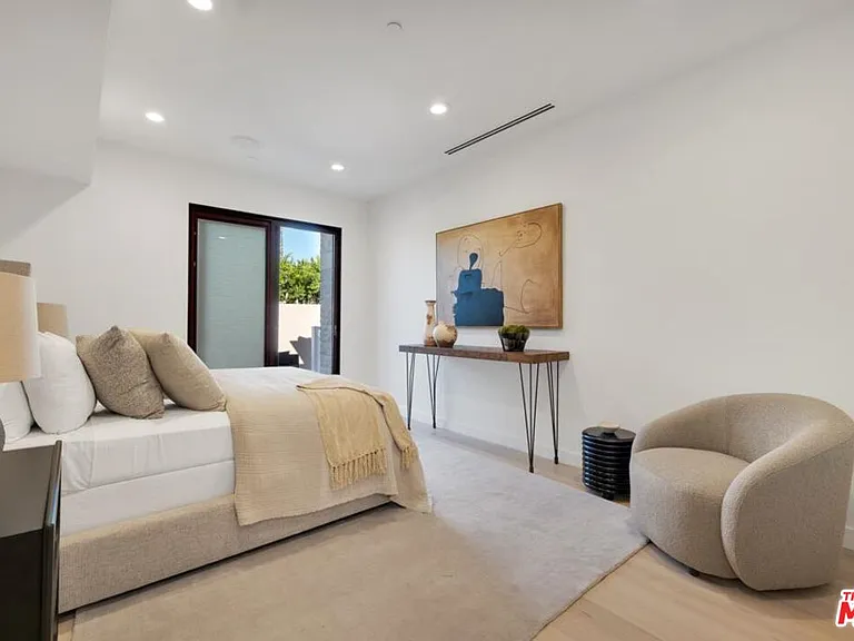 3116 Elvido Dr — Photo 21