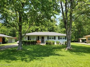 10217 W Manslick Rd, Fairdale, KY 40118