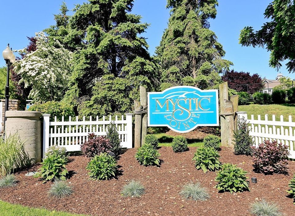 1st image of 46 Mystic Dr #46