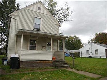 1st image of 138 Warren Ave