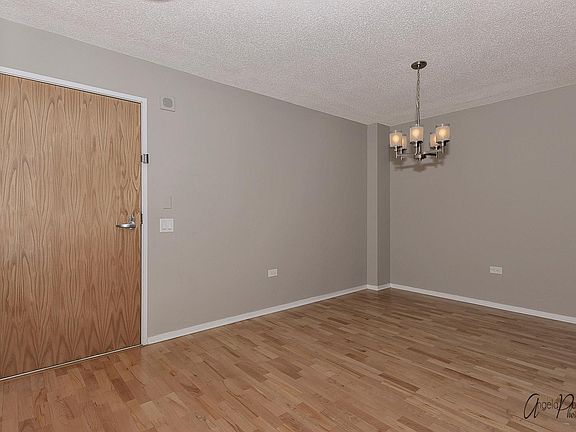 5th image of 9715 Woods Dr Unit 608