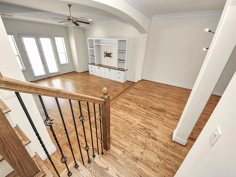 3422 Center St — Photo 10