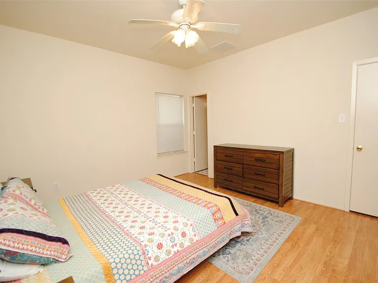 6363 Provident Green Dr — Photo 14