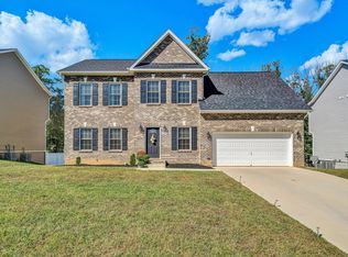 4951 Warrior Dr, Salem, VA 24153