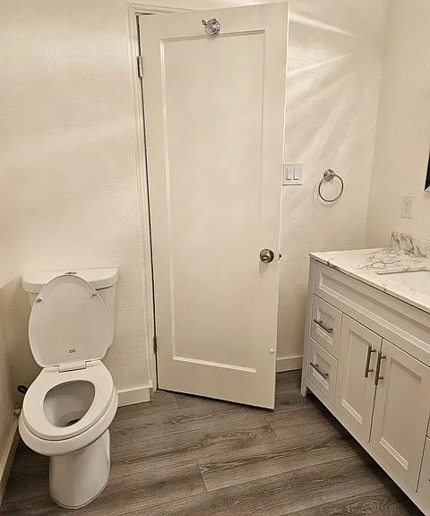 8900 S 10th Ave — Photo 19