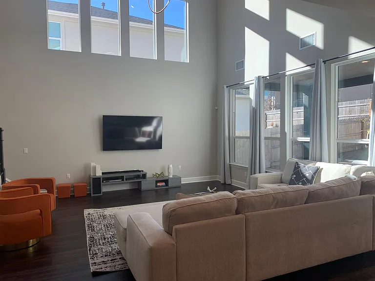 12504 Ayrshire Way — Photo 7