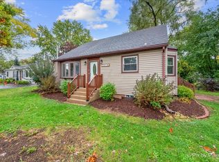 3019 W Lincoln Rd, McHenry, IL 60051