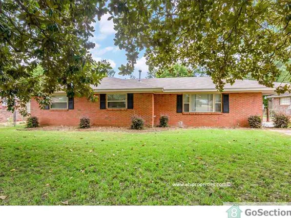 1120 Rosedale Dr, Montgomery, AL 36107