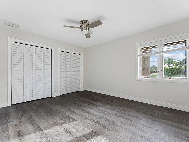1598 SW 5th Ave — Photo 21