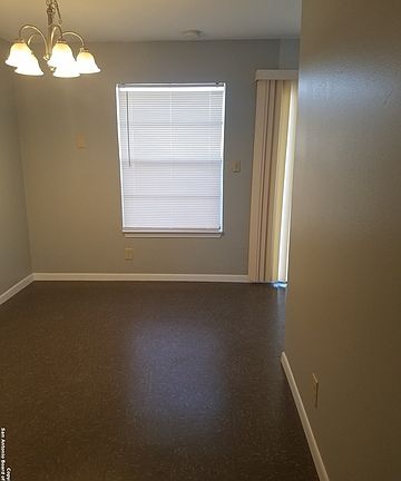 5th image of 6207 Pike Valley Dr