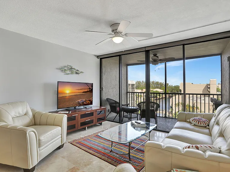 4 Royal Palm Way #6020 — Photo 12