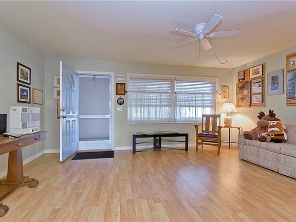 3rd image of 1893 Shore Dr S APT 208