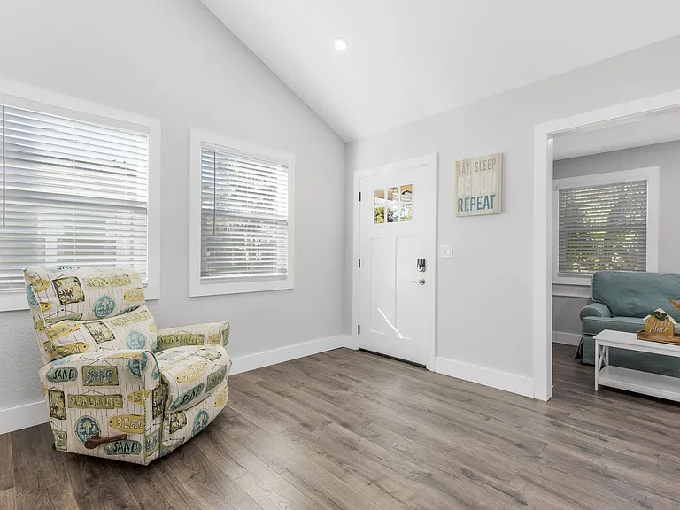 105 17th Ave S #1630 — Photo 8