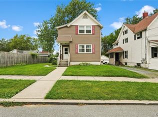 57 Parker St, Auburn, NY 13021