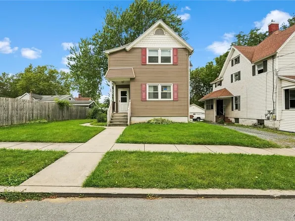 57 Parker St, Auburn, NY 13021