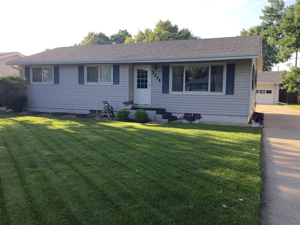 1st image of 3204 W 17th St
