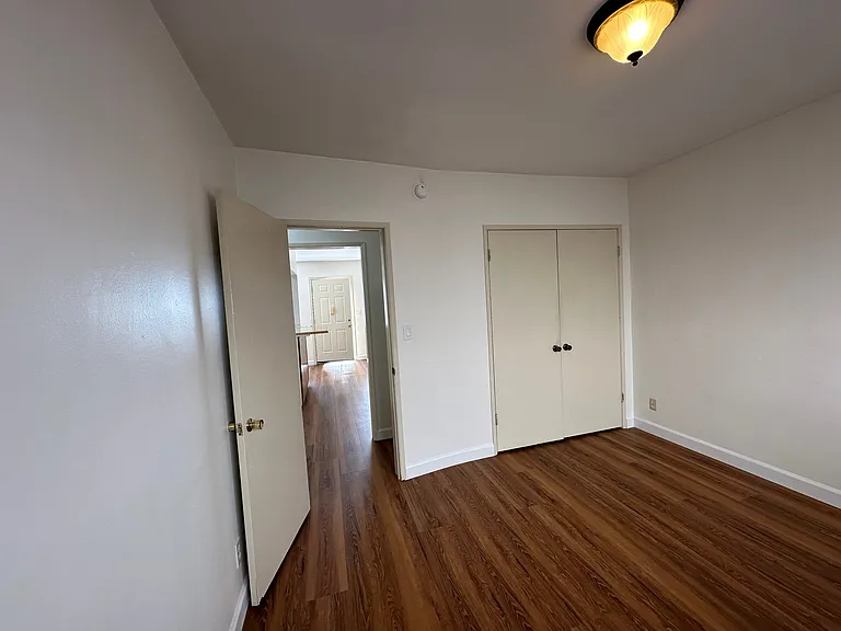 840 Haverford Ave #8 — Photo 13
