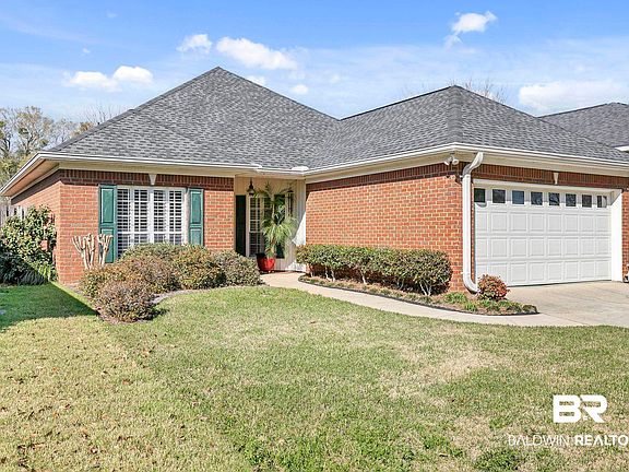 4th image of 104 Cypress Ln
