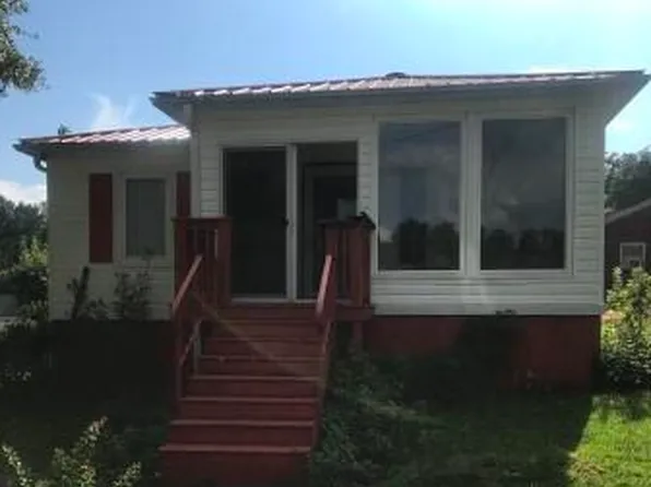500 W Lee St, Pickens, SC 29671