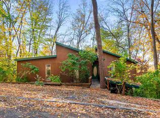 1106 N Dubuque St, Iowa City, IA 52245