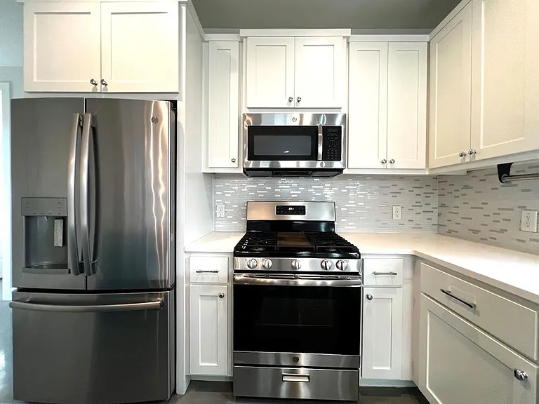 1404 Marcus Pl #2 — Photo 11