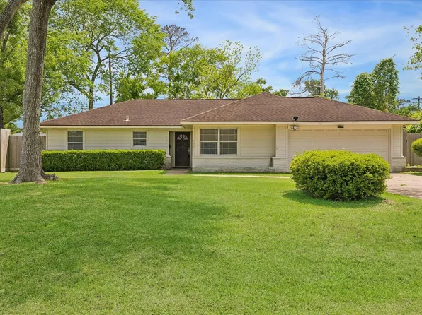 9321 Saddle Ln, Houston, TX 77080