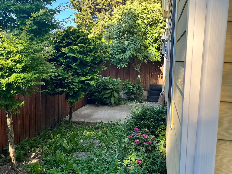 1815 N Colfax St — Photo 8