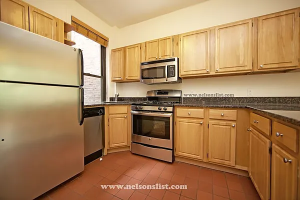 Rented by Nelson Aybar, LREB | media 2