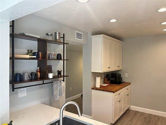 4th image of 1211 Commonwealth CIR #C201