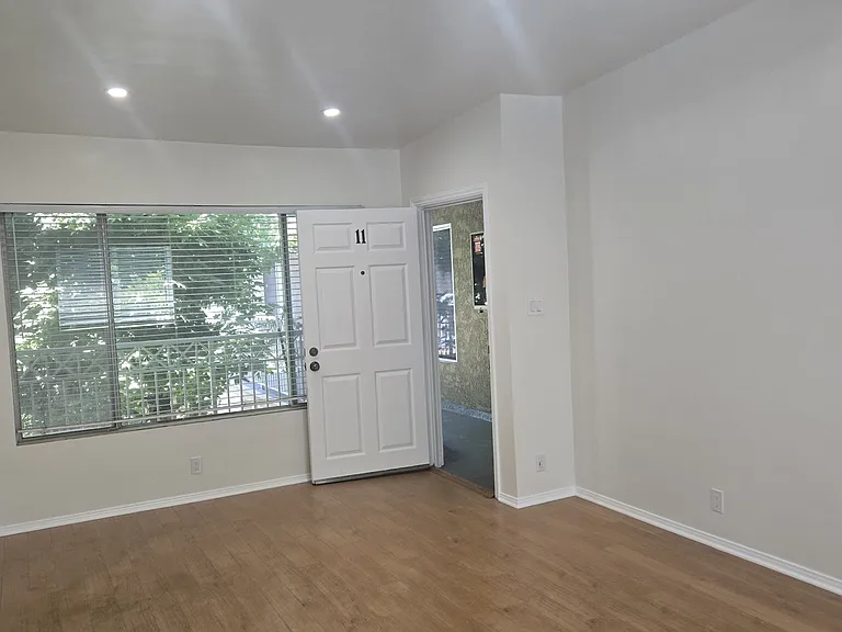 11296 Brookhaven Ave #11 — Photo 2