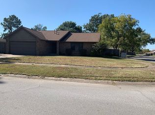 14518 S Maple Ave E, Glenpool, OK 74033