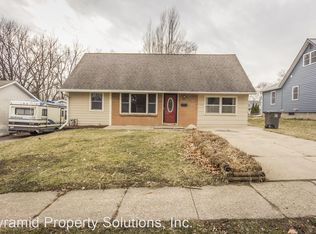 7504 SW 13th St, Des Moines, IA 50315