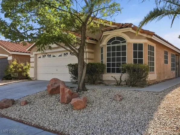 8241 W Gilmore Ave, Las Vegas, NV 89129