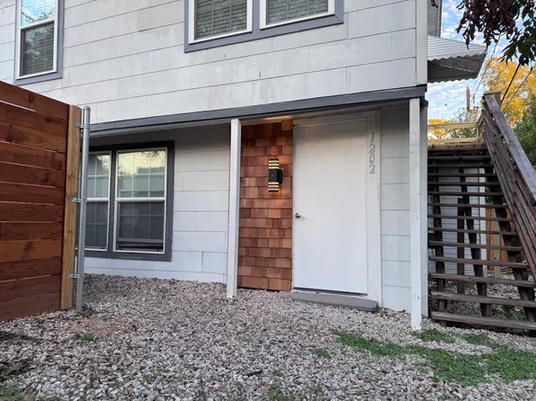 1204 N Chandler Dr #B, Fort Worth, TX 76111