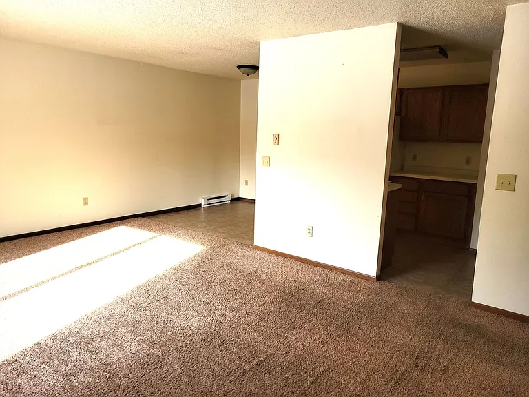 4704 Speros Ln — Photo 15