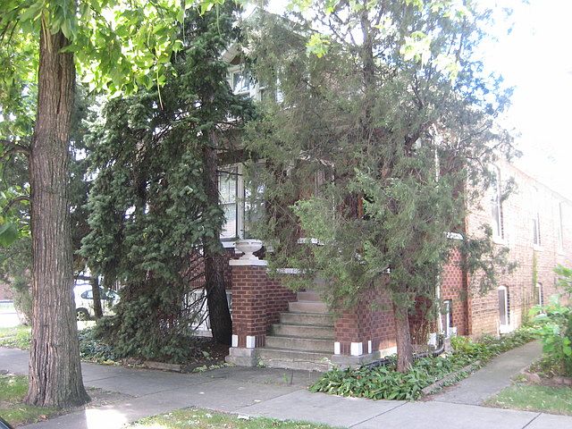 1st image of 1642 S 60th Ct