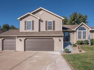 10336 N Virginia Ave, Kansas City, MO 64155
