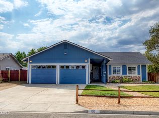 155 Veronica Ave, Sparks, NV 89436