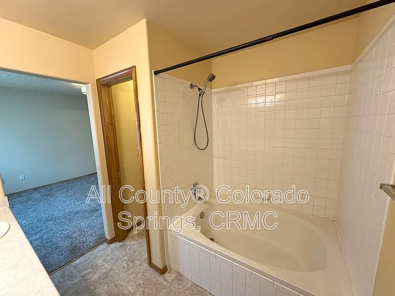 759 Descendant Dr — Photo 16