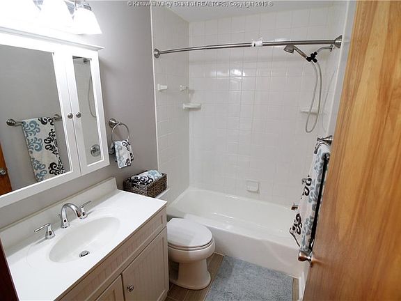 5th image of 1333 Wilkie Dr
