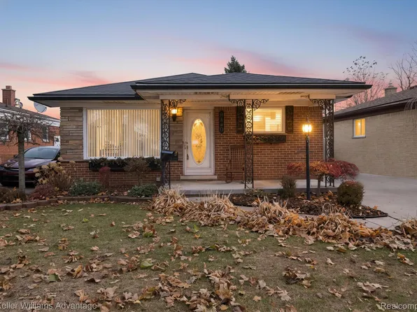 6450 Fenton St, Dearborn Heights, MI 48127